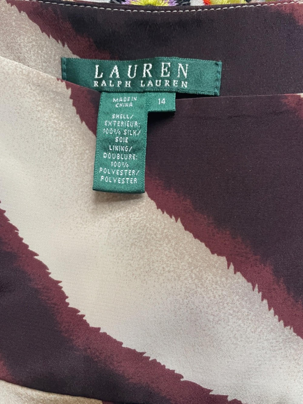 Ralph lauren zebra SILK skirt sz 14
Hundred percent silk never worn
Size 14 - Picture 5 of 8